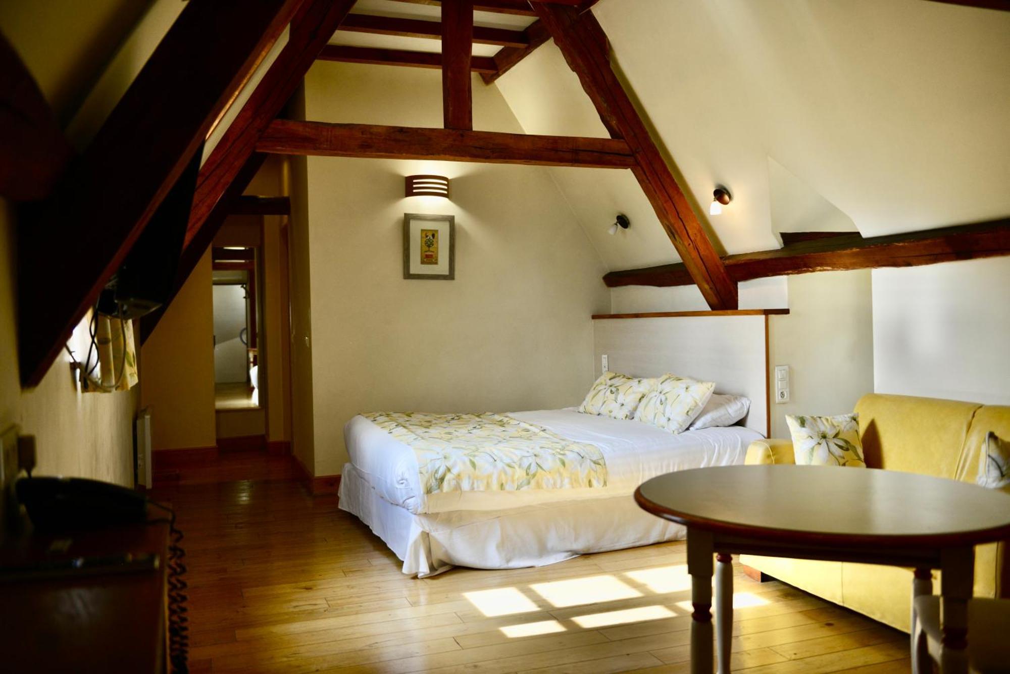 La Villa Des Consuls - Gite De Tourisme De Charme Сарла-ла-Канеда Номер фото