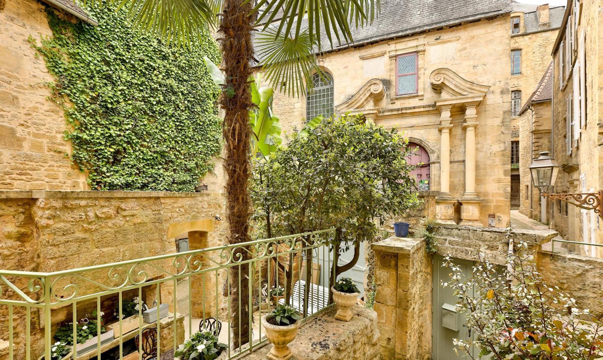 La Villa Des Consuls - Gite De Tourisme De Charme Сарла-ла-Канеда Экстерьер фото